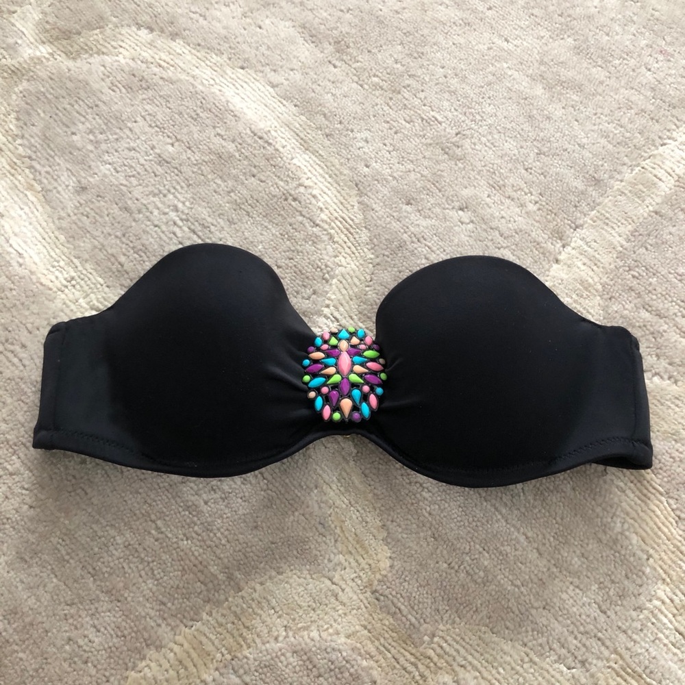 Victoria’s Secret Strapless Bikini Top